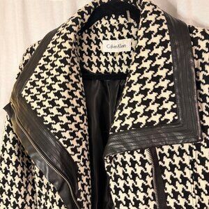 Calvin Klein Houndstooth Wool-Blend Belted Moto Coat – Size 8